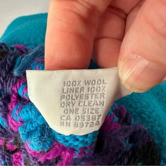 Columbia Wool Winter Hat in great condition - Picture 4 of 5